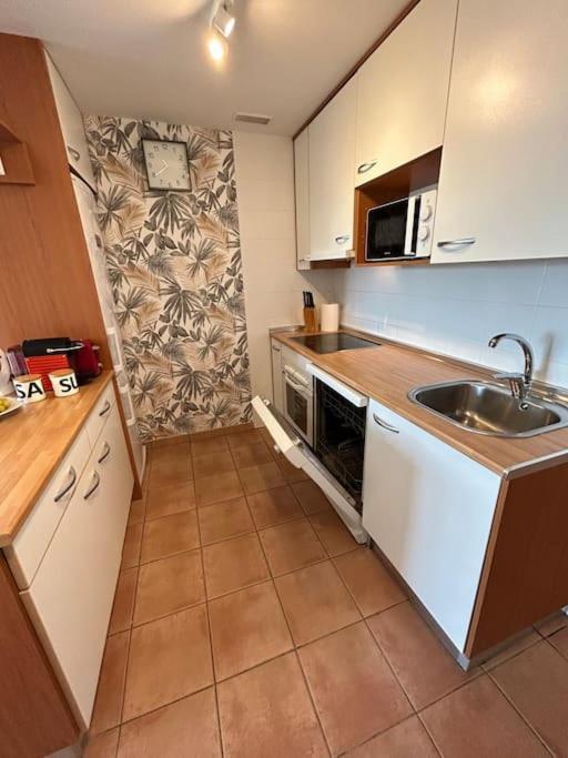 Apartment Home2Rest - Ocean View, 3 Pools, 2 Bedrooms, 2 Bathrooms
