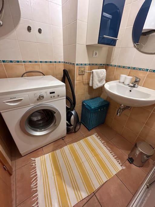Home2Rest - Ocean View, 3 Pools, 2 Bedrooms, 2 Bathrooms Apartment *